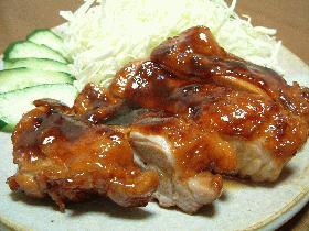 ついつい、ご飯がすすんでしまう我が家の人気メニューです。母より伝授しロングヒットメニュー☆ 美味しくて簡単♪モモ肉&甘辛たれが食欲をそそります。